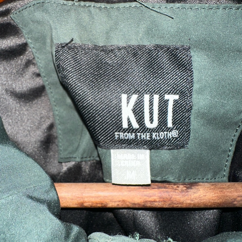 Olive Green Quilted Women's Jacket - Picture 3 of 4